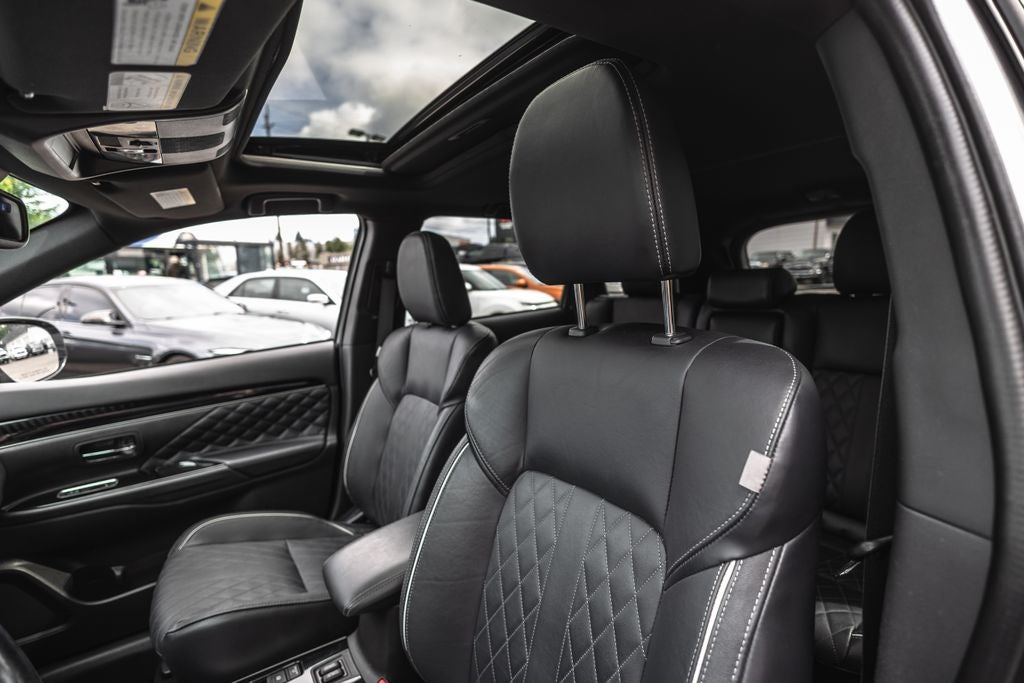 2022 Mitsubishi Outlander PHEV SEL