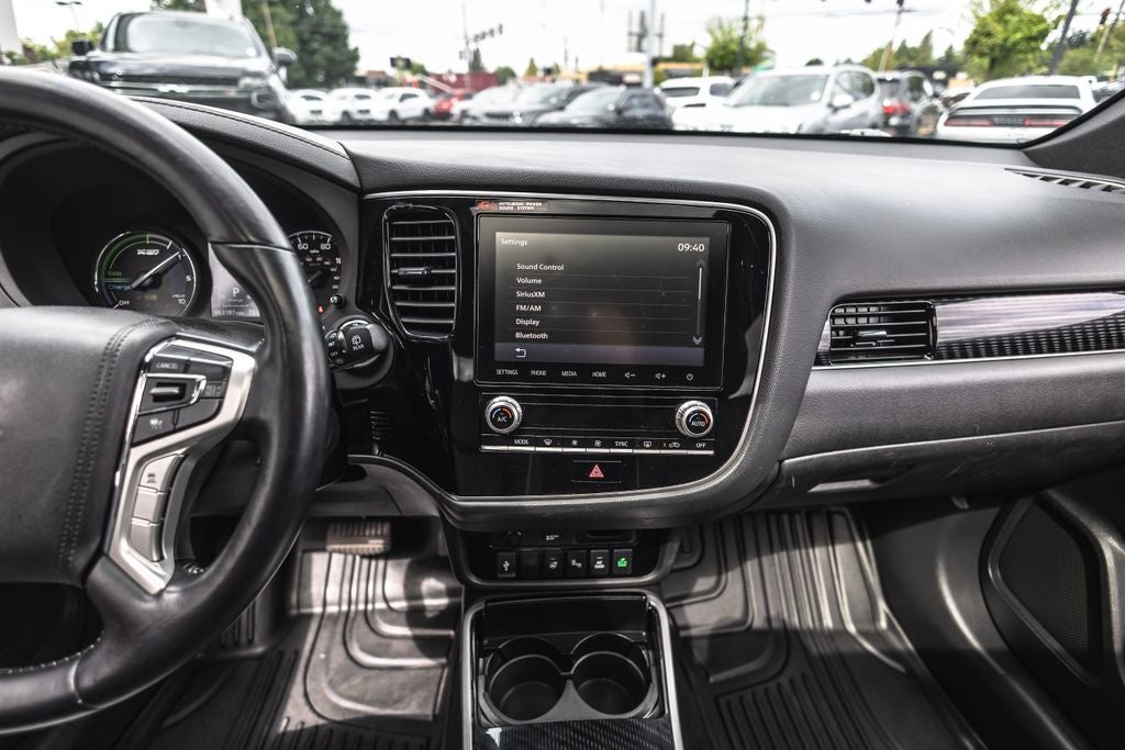 2022 Mitsubishi Outlander PHEV SEL