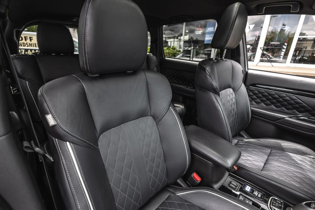 2022 Mitsubishi Outlander PHEV SEL