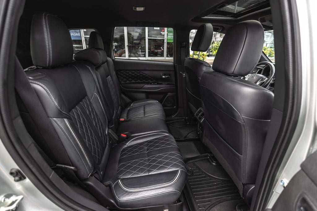 2022 Mitsubishi Outlander PHEV SEL