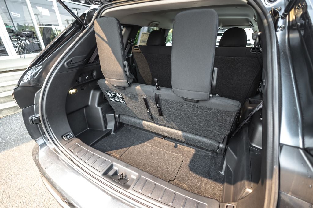 2026 Mitsubishi Outlander ES