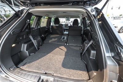 2026 Mitsubishi Outlander ES
