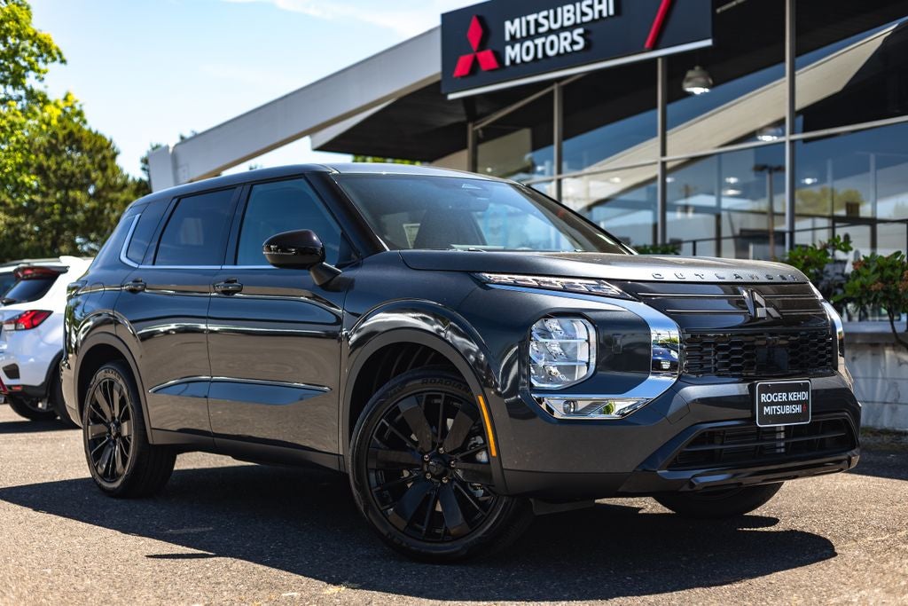 2026 Mitsubishi Outlander LE