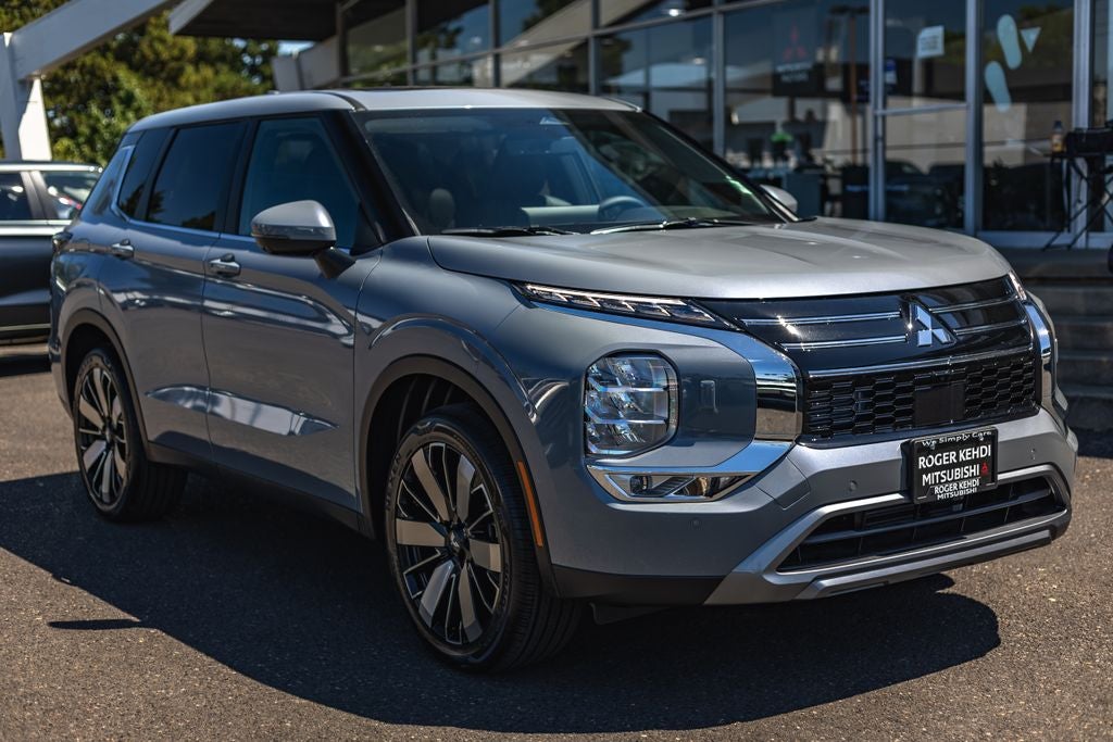 2026 Mitsubishi Outlander SE