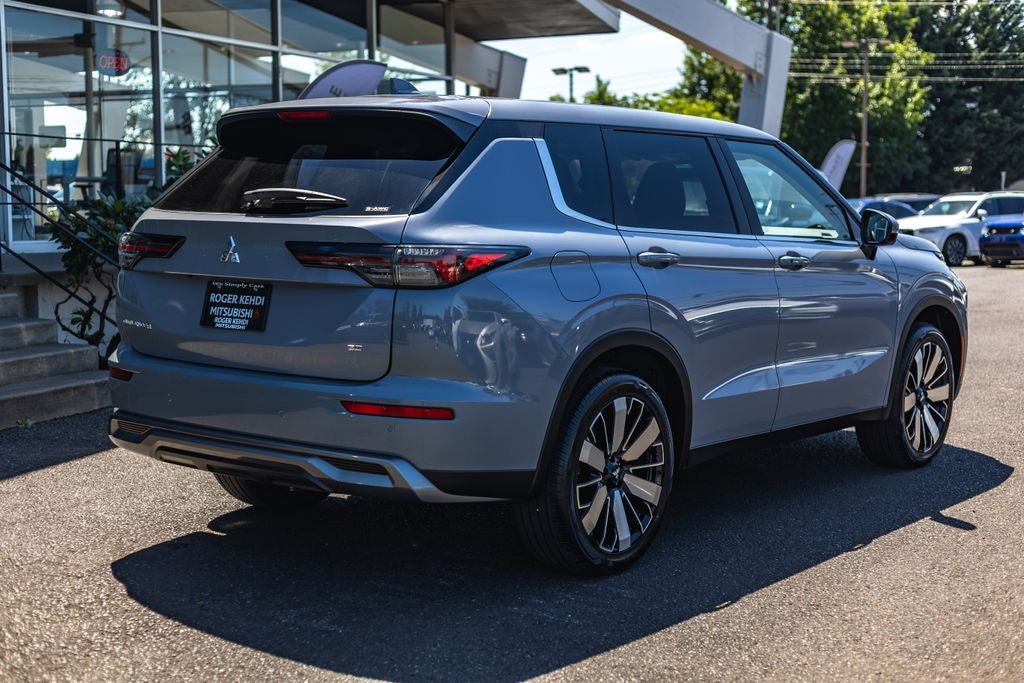 2026 Mitsubishi Outlander SE