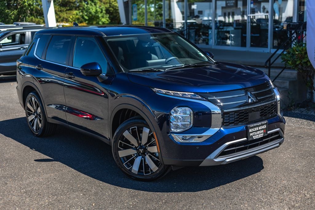 2026 Mitsubishi Outlander SE