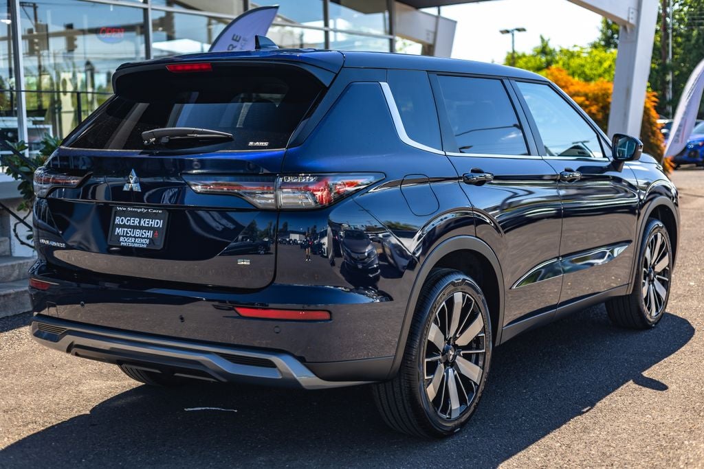 2026 Mitsubishi Outlander SE