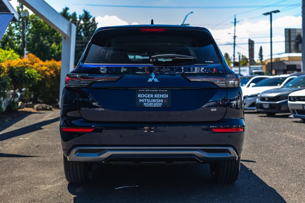 2026 Mitsubishi Outlander SE
