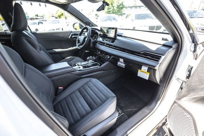 2026 Mitsubishi Outlander LE