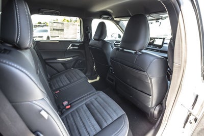 2026 Mitsubishi Outlander LE