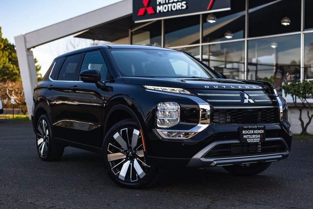 2026 Mitsubishi Outlander SE