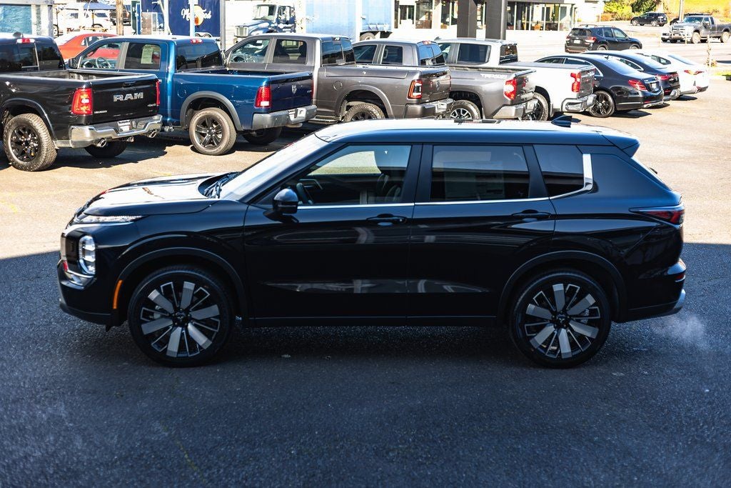 2026 Mitsubishi Outlander SE