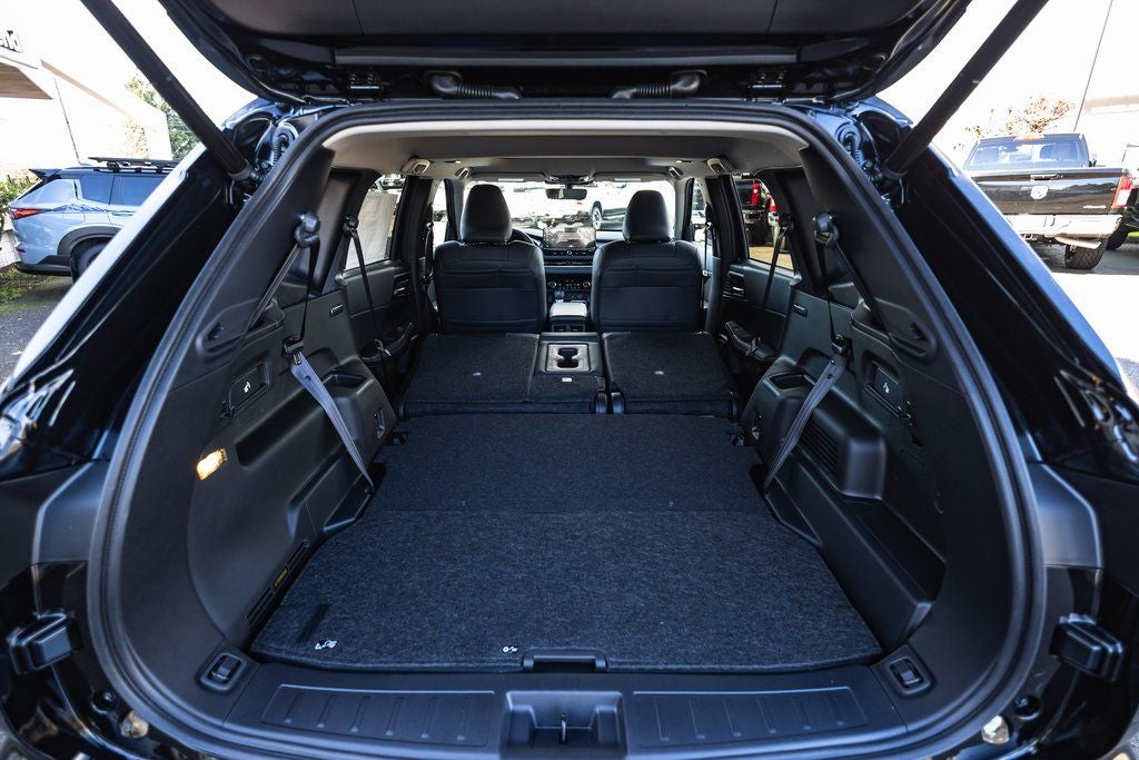 2026 Mitsubishi Outlander SE