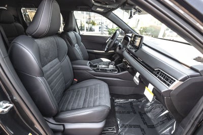 2026 Mitsubishi Outlander LE