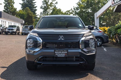 2026 Mitsubishi Outlander LE