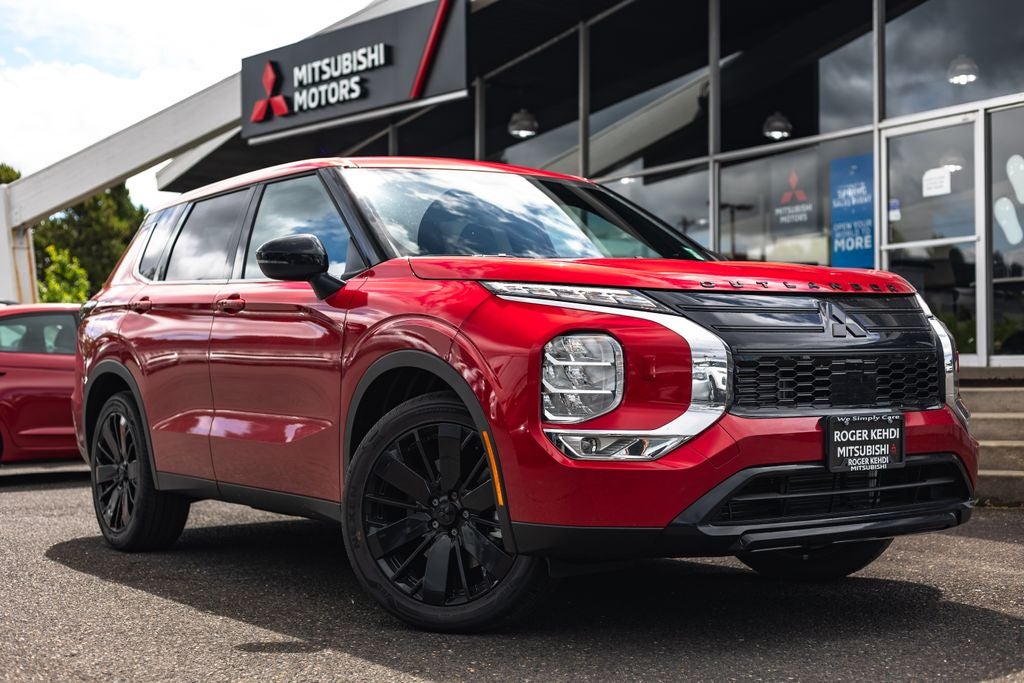 2026 Mitsubishi Outlander LE