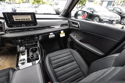 2026 Mitsubishi Outlander LE
