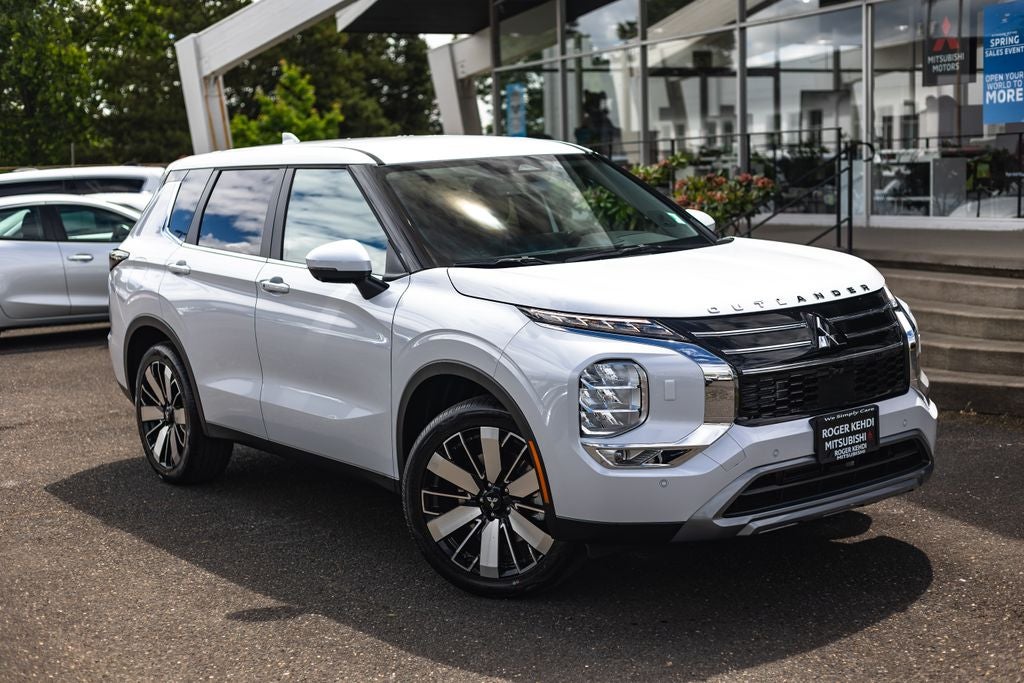 2026 Mitsubishi Outlander SE