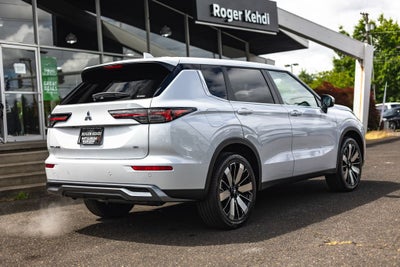 2026 Mitsubishi Outlander SE
