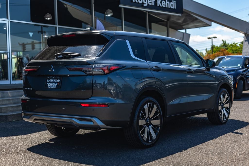 2026 Mitsubishi Outlander SE