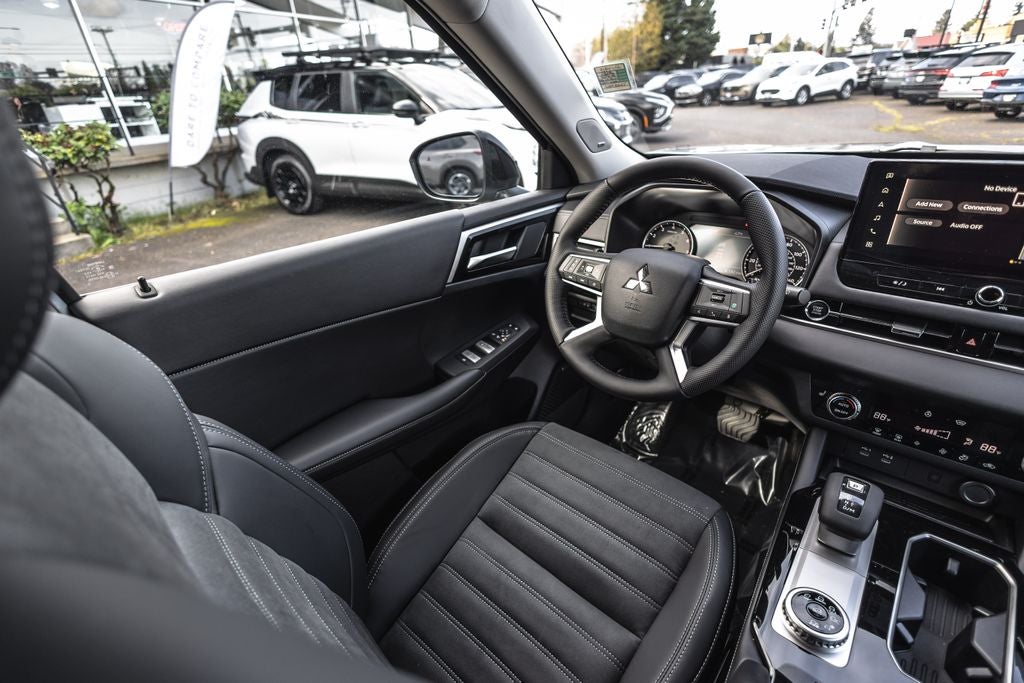 2026 Mitsubishi Outlander Trail Edition