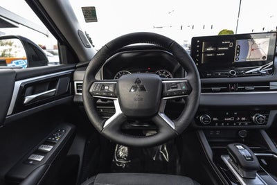 2026 Mitsubishi Outlander Trail Edition