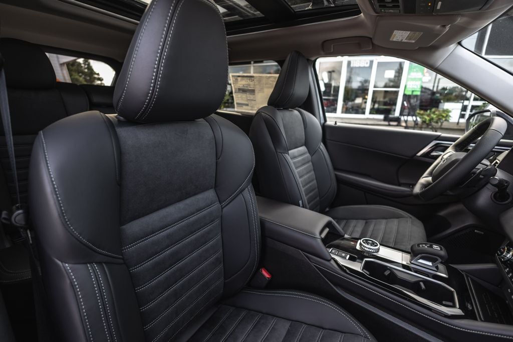 2026 Mitsubishi Outlander Trail Edition