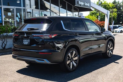 2026 Mitsubishi Outlander SE