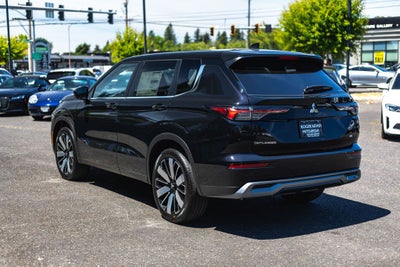 2026 Mitsubishi Outlander SE