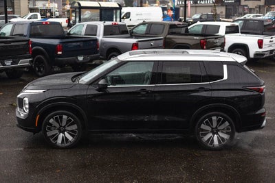 2025 Mitsubishi Outlander Platinum Edition