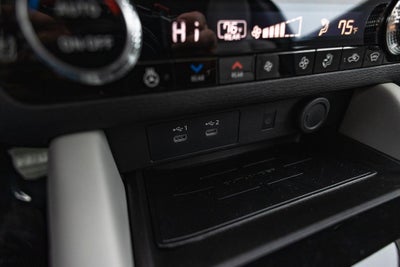 2025 Mitsubishi Outlander Platinum Edition