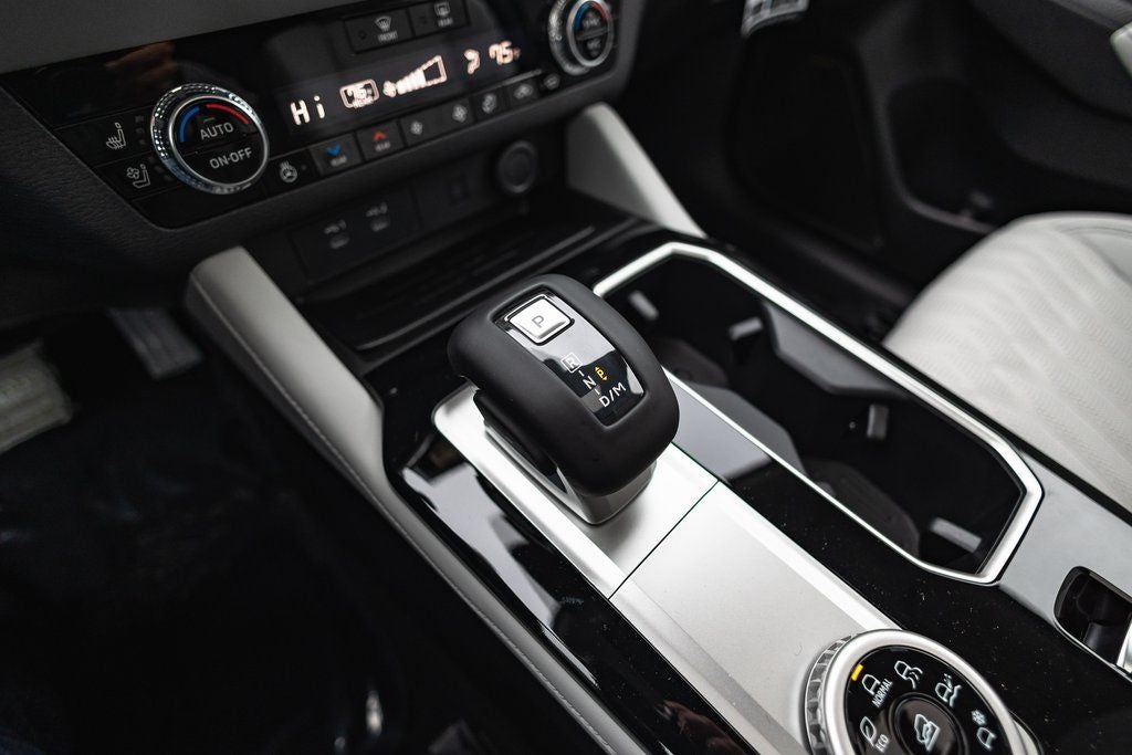 2025 Mitsubishi Outlander Platinum Edition