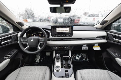 2025 Mitsubishi Outlander Platinum Edition