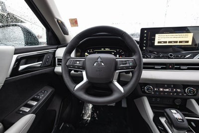 2025 Mitsubishi Outlander Platinum Edition