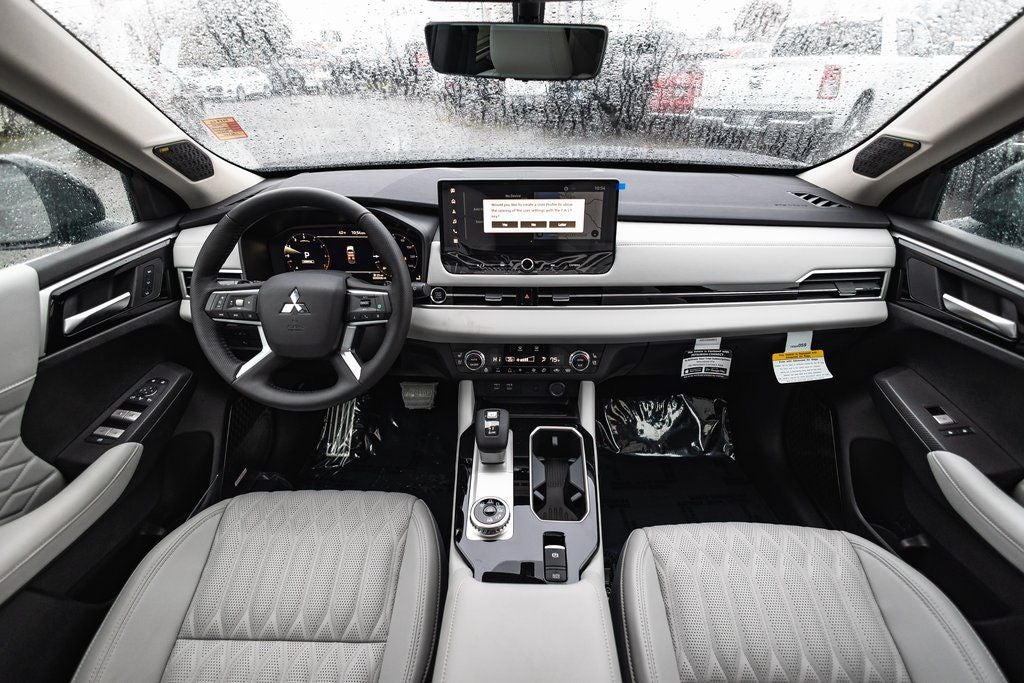 2025 Mitsubishi Outlander Platinum Edition