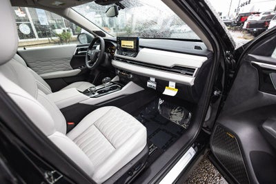 2025 Mitsubishi Outlander Platinum Edition