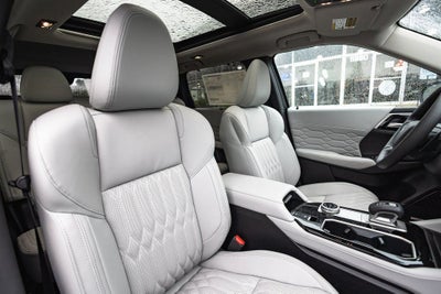 2025 Mitsubishi Outlander Platinum Edition