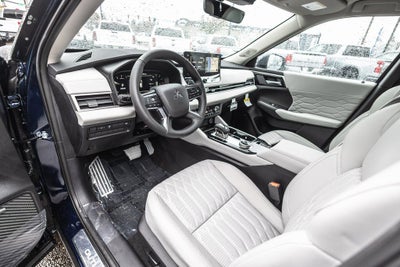 2026 Mitsubishi Outlander SEL