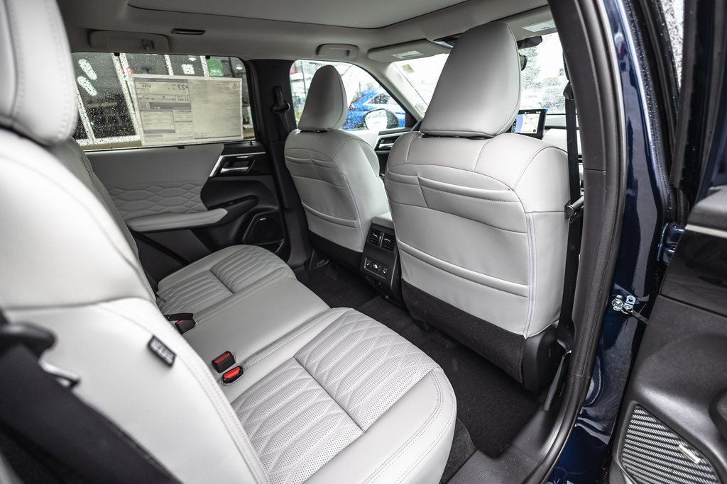 2026 Mitsubishi Outlander SEL