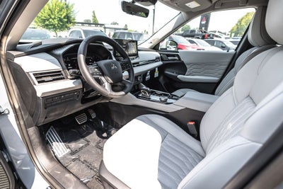 2026 Mitsubishi Outlander SEL