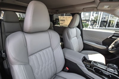 2026 Mitsubishi Outlander SEL