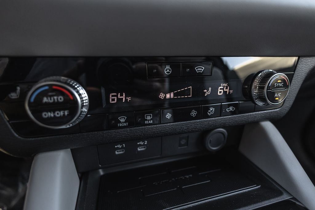 2026 Mitsubishi Outlander PHEV SE