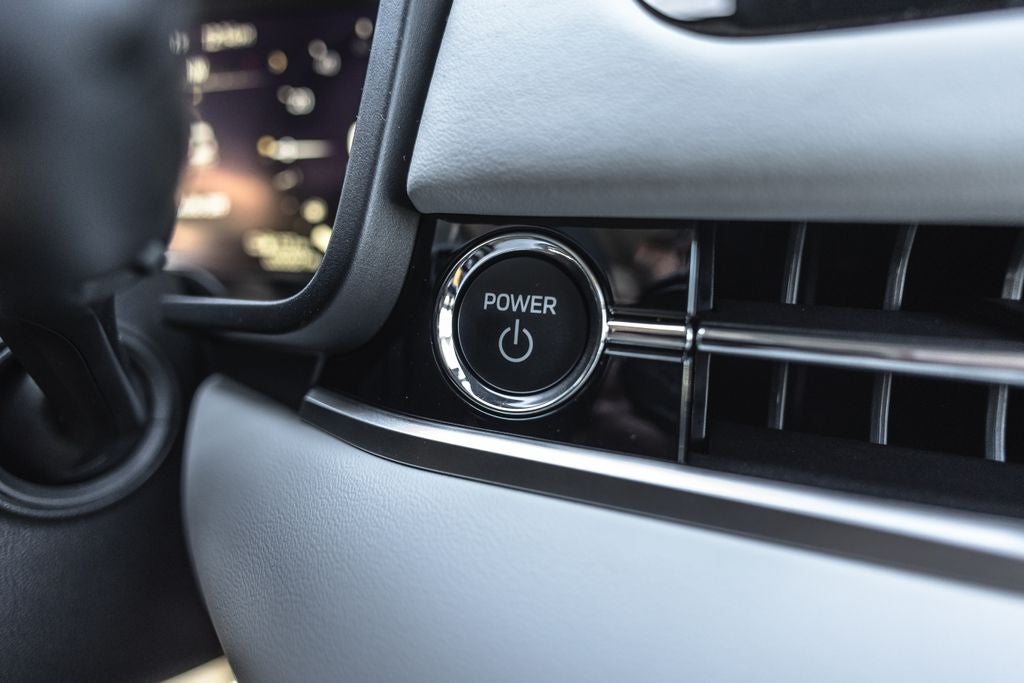2026 Mitsubishi Outlander PHEV SE