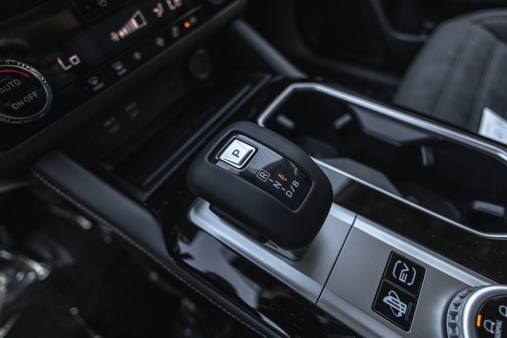 2026 Mitsubishi Outlander PHEV SE