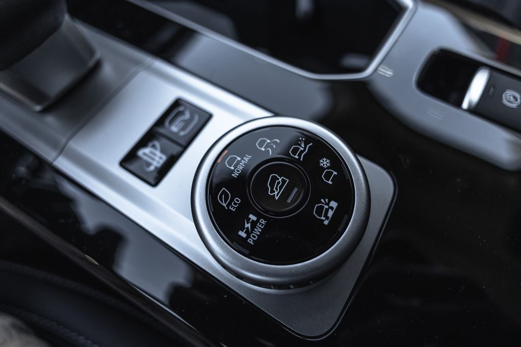2026 Mitsubishi Outlander PHEV SE