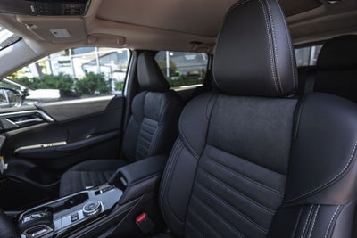 2026 Mitsubishi Outlander PHEV SE