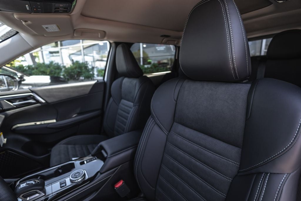 2026 Mitsubishi Outlander PHEV SE