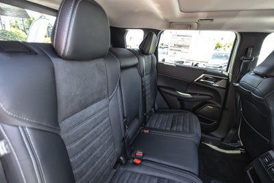 2026 Mitsubishi Outlander PHEV SE