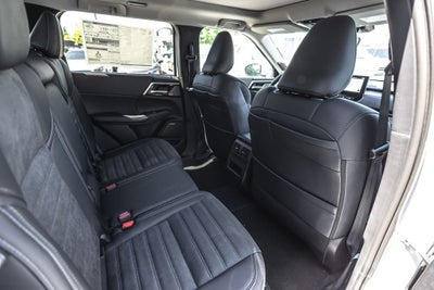 2026 Mitsubishi Outlander PHEV SE