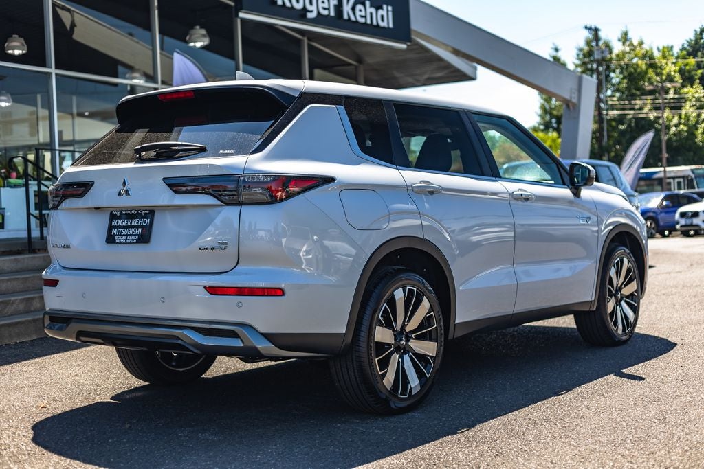 2026 Mitsubishi Outlander PHEV SE